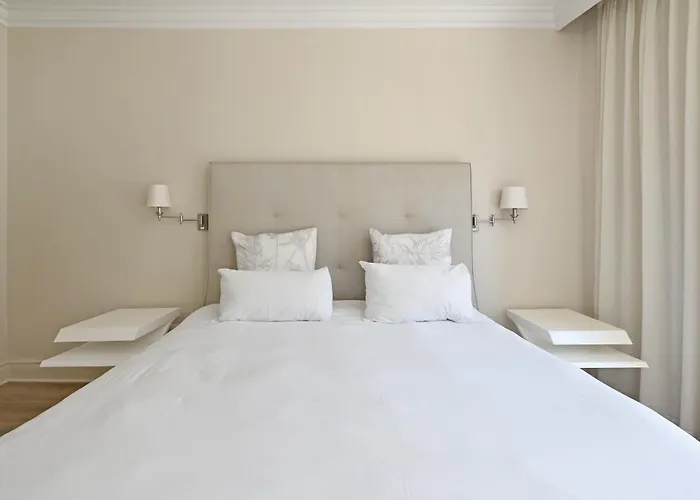 2Br Apartment Close To V&A Waterfront - Apt218