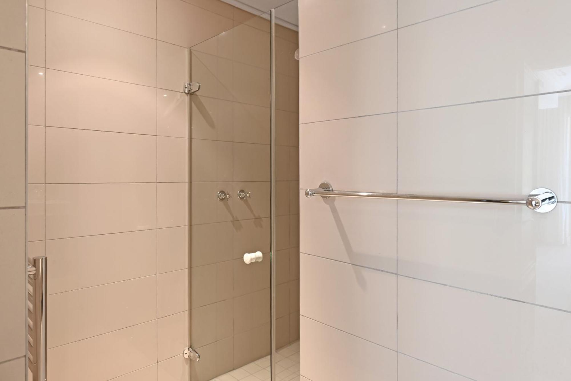 2br Close To V&a Waterfront - Apt218 Appartement
