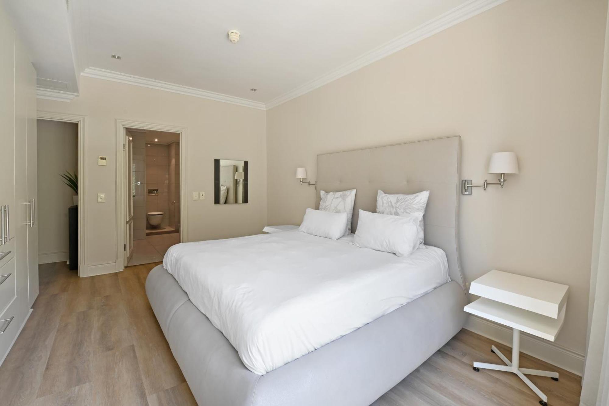 2br Close To V&a Waterfront - Apt218 *